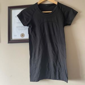 Lululemon Swiftly Shirt